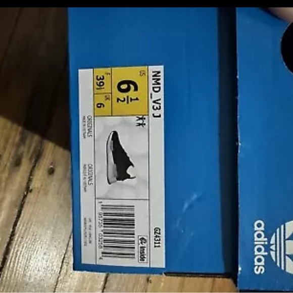 Adidas NMD_V3 J Size 6.5 Women’s - Picture 8 of 8